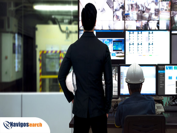 the-factory-manager-must-know-how-to-control-and-solve-the-work The factory manager must know how to control and solve the work